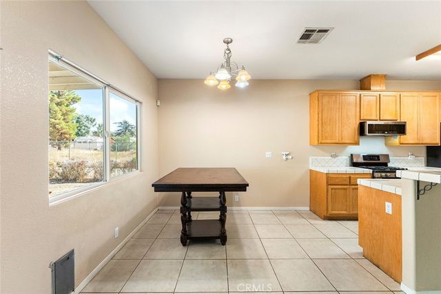 25940 Dartmouth, Hemet, CA 92544
