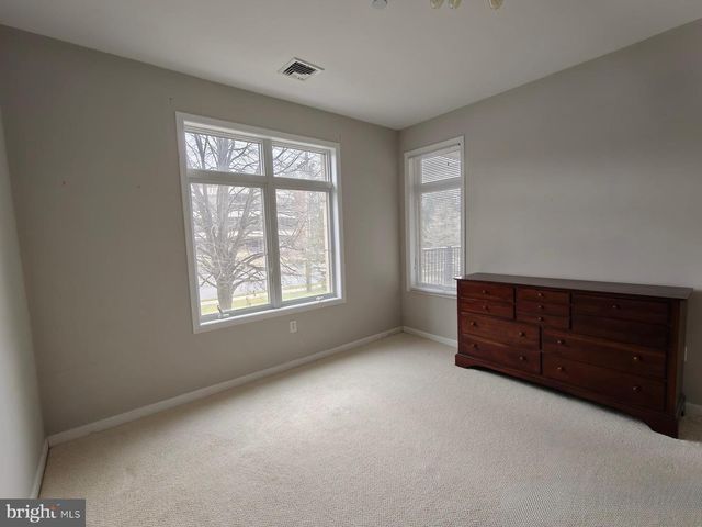 206 CARSON TER, Huntingdon Valley, PA 19006