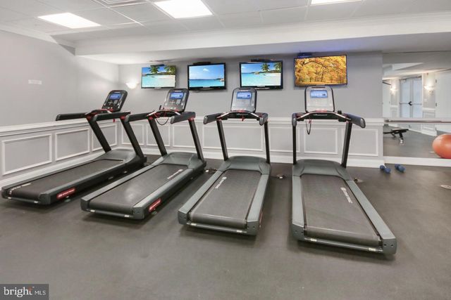 206 CARSON TER, Huntingdon Valley, PA 19006