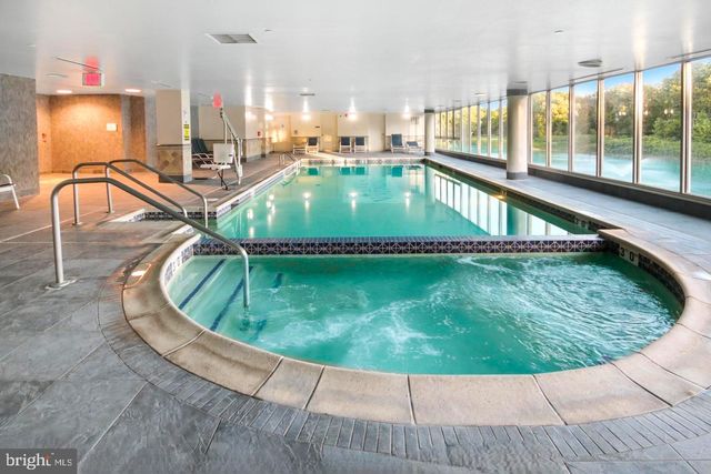 206 CARSON TER, Huntingdon Valley, PA 19006