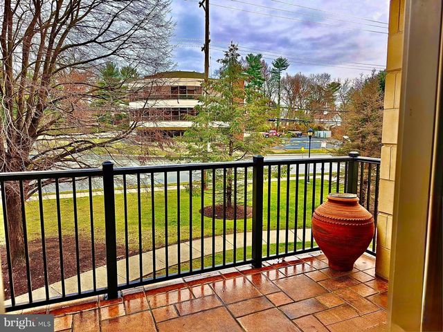 206 CARSON TER, Huntingdon Valley, PA 19006