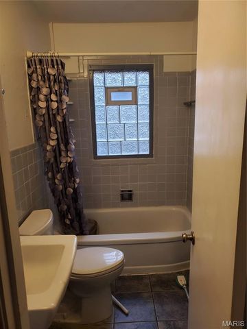 7708 Comfort Avenue, Maplewood, MO 63143