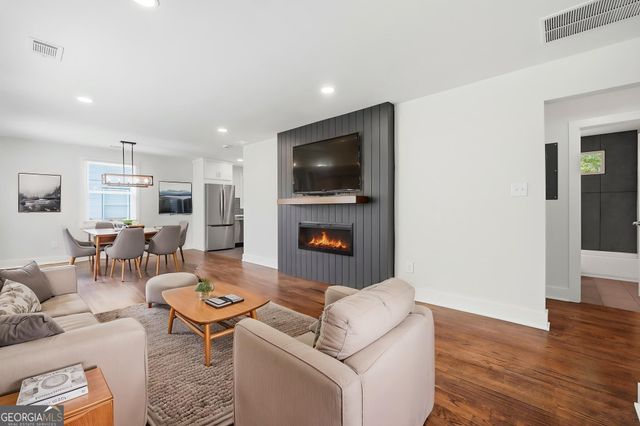 1239 Kenilworth Dr SW, Atlanta, GA 30310