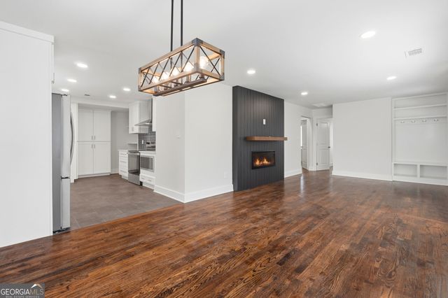 1239 Kenilworth Dr SW, Atlanta, GA 30310