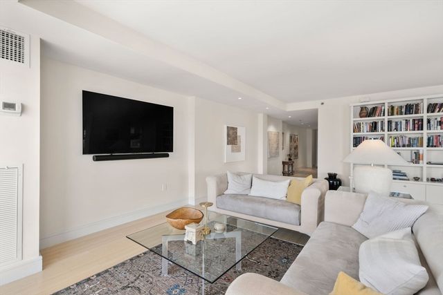 75-83 Cambridge Pkwy Unit E509, Cambridge, MA 02142