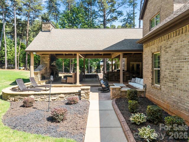 320 Barber Loop, Mooresville, NC 28117