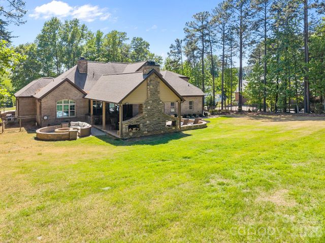 320 Barber Loop, Mooresville, NC 28117