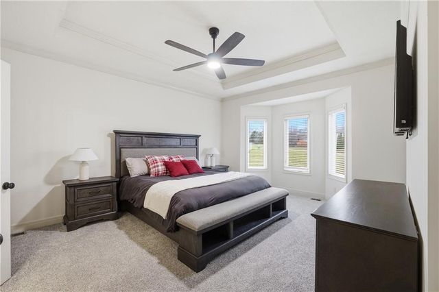 14650 S Glen Eyrie Street, Olathe, KS 66061