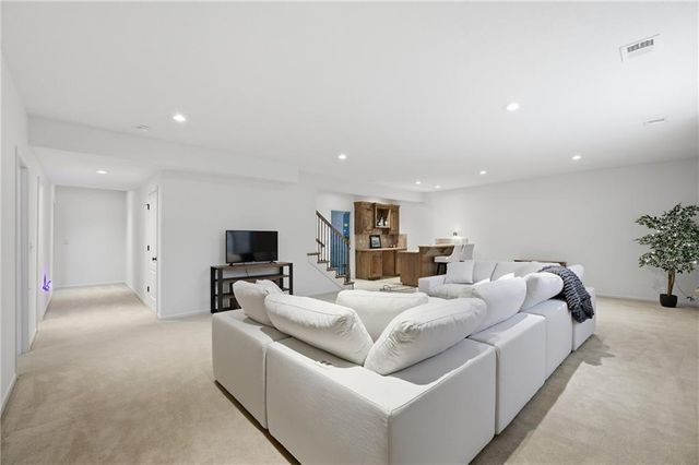 14650 S Glen Eyrie Street, Olathe, KS 66061