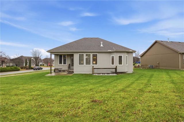 14650 S Glen Eyrie Street, Olathe, KS 66061