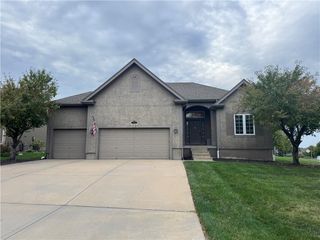 14650 S Glen Eyrie Street, Olathe, KS 66061