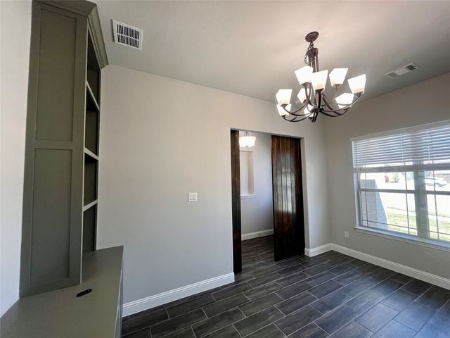 292 Lillian Lane, Waxahachie, TX 75165