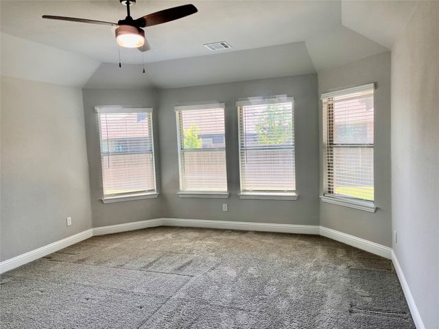 292 Lillian Lane, Waxahachie, TX 75165