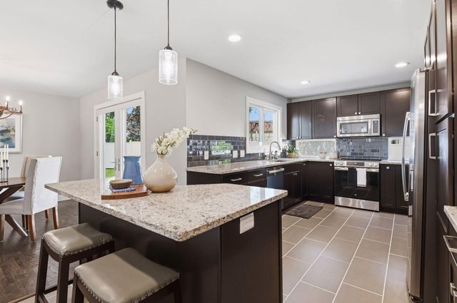 4850 W 64th Street, Edina, MN 55435