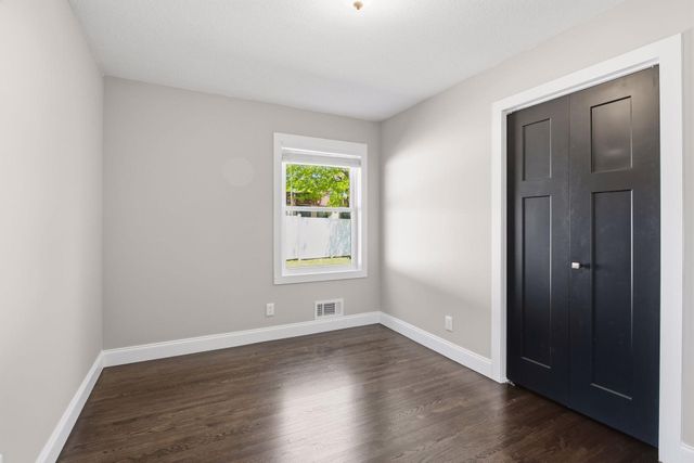 4850 W 64th Street, Edina, MN 55435