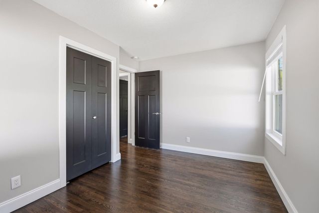 4850 W 64th Street, Edina, MN 55435