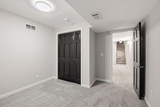 4850 W 64th Street, Edina, MN 55435