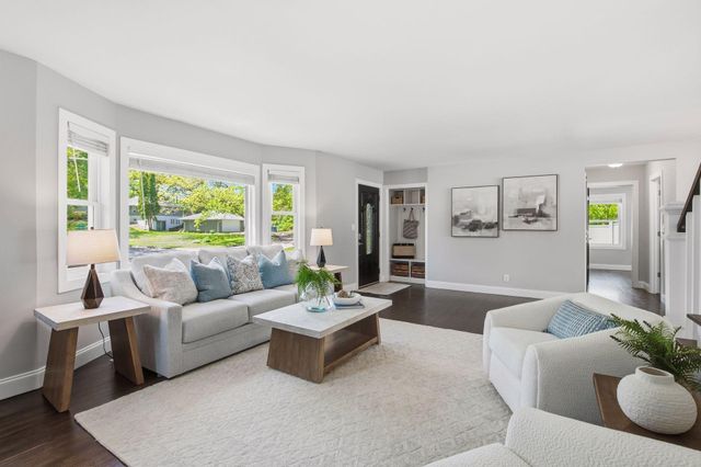4850 W 64th Street, Edina, MN 55435
