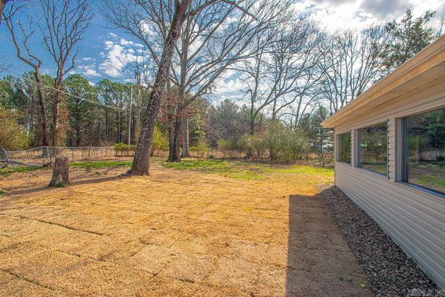 16 Carmen Court, Jacksonville, AR 72223