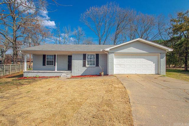 16 Carmen Court, Jacksonville, AR 72223