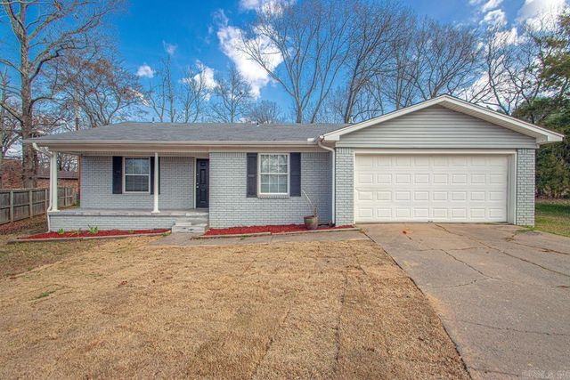 16 Carmen Court, Jacksonville, AR 72223