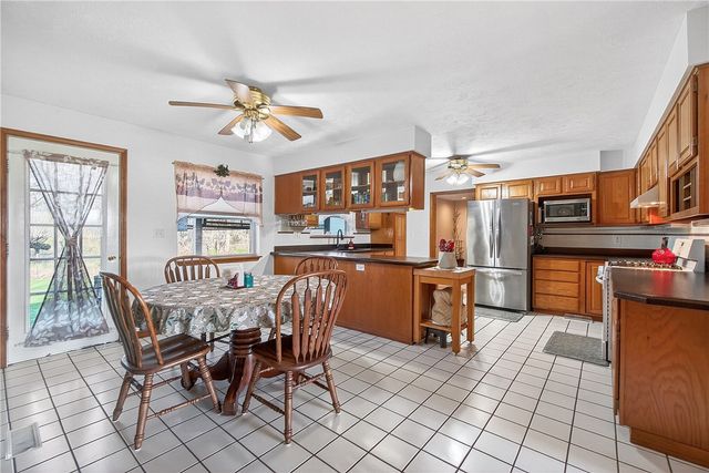 14745 Russell Road, Siloam Springs, AR 72761
