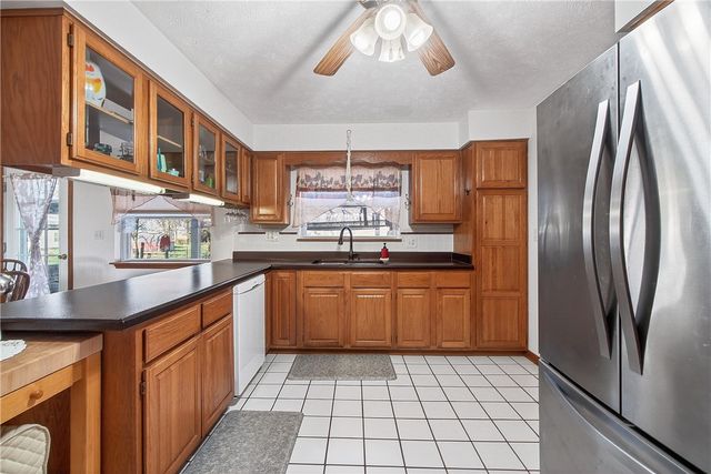 14745 Russell Road, Siloam Springs, AR 72761