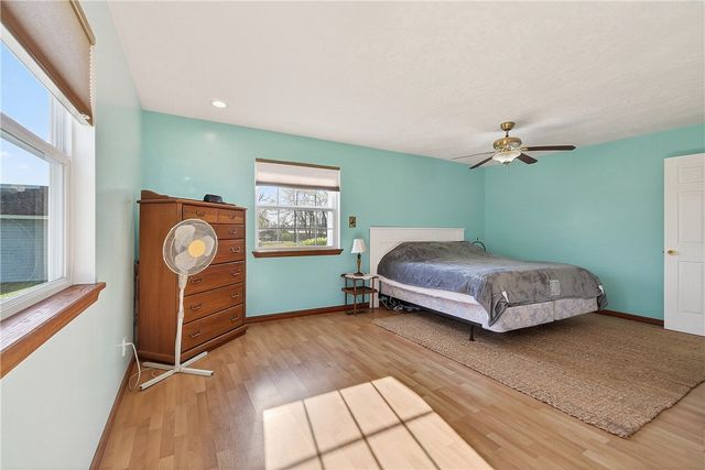 14745 Russell Road, Siloam Springs, AR 72761