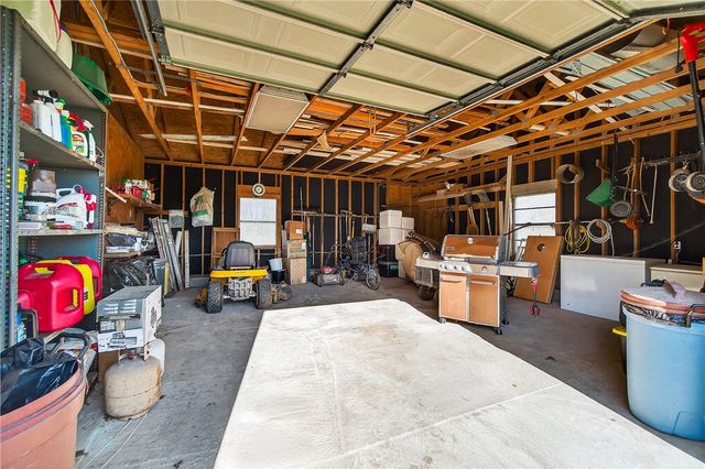14745 Russell Road, Siloam Springs, AR 72761