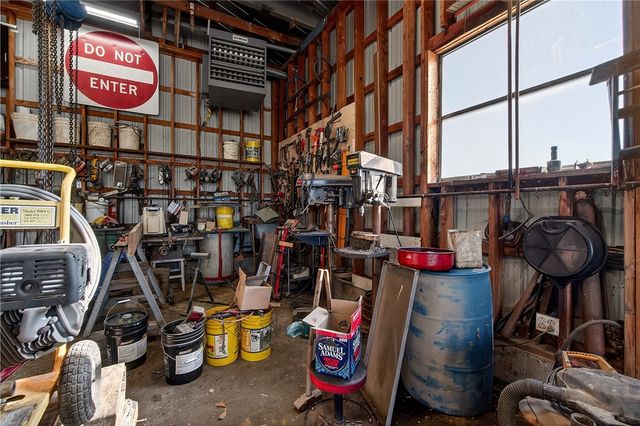 14745 Russell Road, Siloam Springs, AR 72761