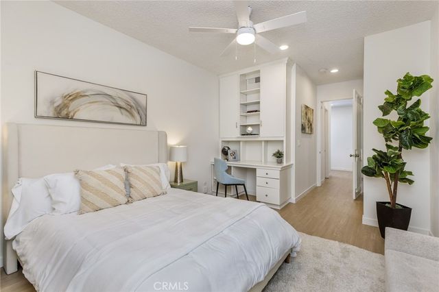 5216 Yarmouth Avenue 105, Encino, CA 91316
