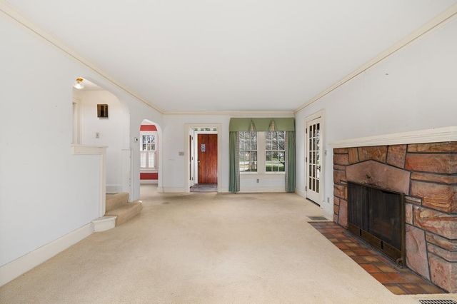 469 Crescent Rd, Mansfield, OH 44907