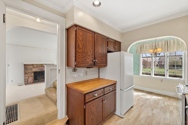 469 Crescent Rd, Mansfield, OH 44907