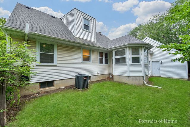 602 N President Street, Wheaton, IL 60187