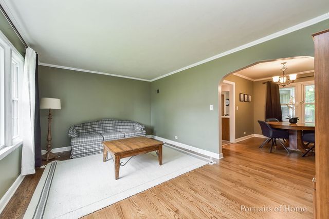 602 N President Street, Wheaton, IL 60187