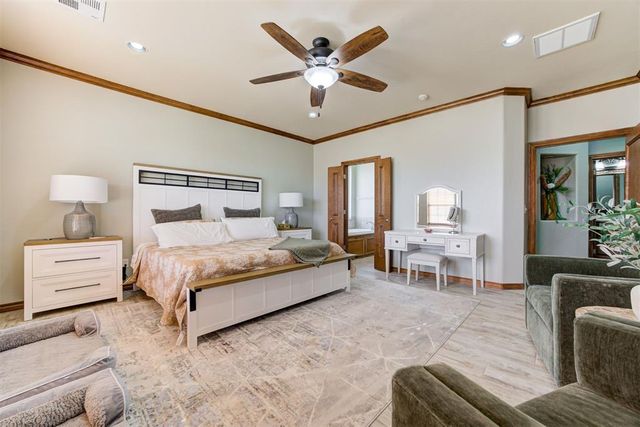 8108 Redhawk Lane, Edmond, OK 73034