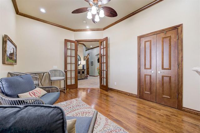 8108 Redhawk Lane, Edmond, OK 73034