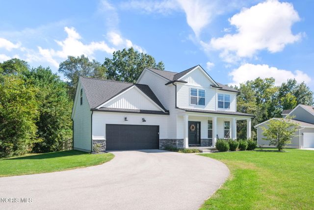 4925 Black Road, Monclova, OH 43542