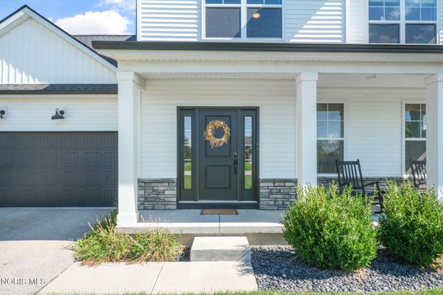 4925 Black Road, Monclova, OH 43542