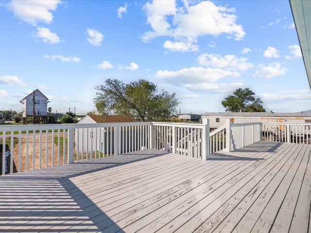 917 21st Street Street, San Leon, TX 77539