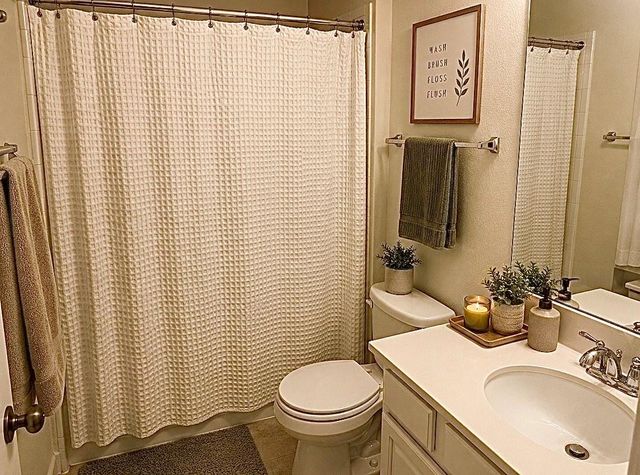 12611 Floral Park Lane, Pearland, TX 77584
