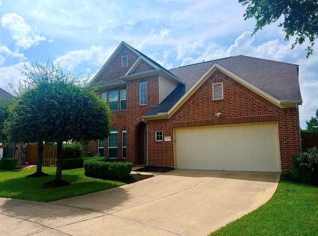 12611 Floral Park Lane, Pearland, TX 77584