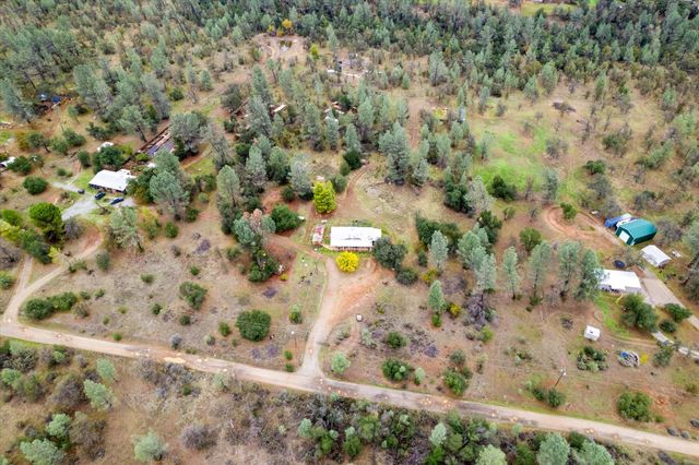 16578 Blue Horse Road, Anderson, CA 96007