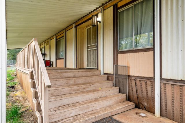 16578 Blue Horse Road, Anderson, CA 96007