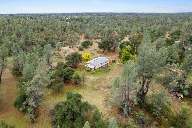 16578 Blue Horse Road, Anderson, CA 96007