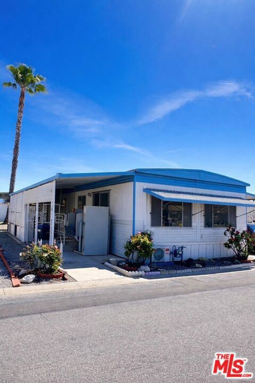 Image 1 of property listing at 1895 W Devonshire Avenue 144, Hemet, CA 92545