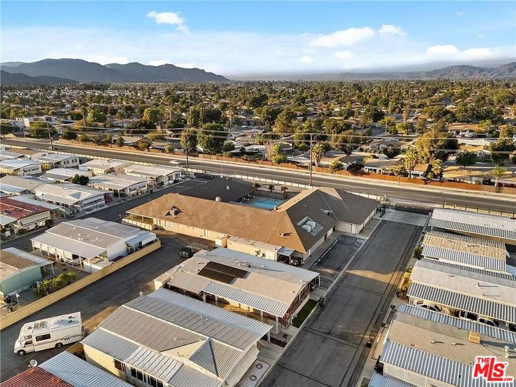 Image 14 of property listing at 1895 W Devonshire Avenue 144, Hemet, CA 92545