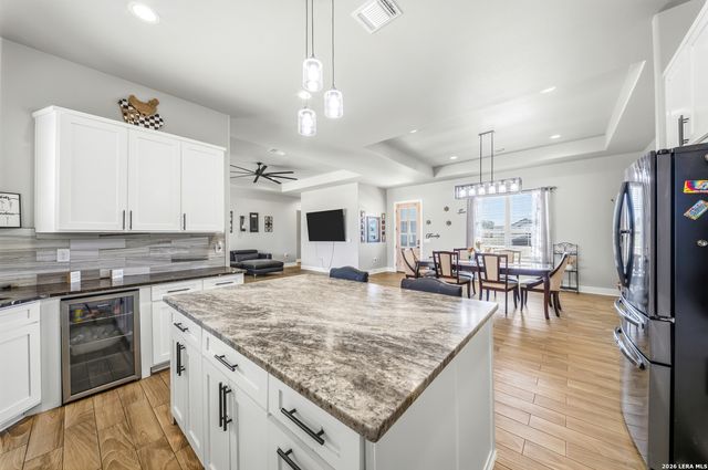 55 LOG CABIN WAY, Poteet, TX 78065
