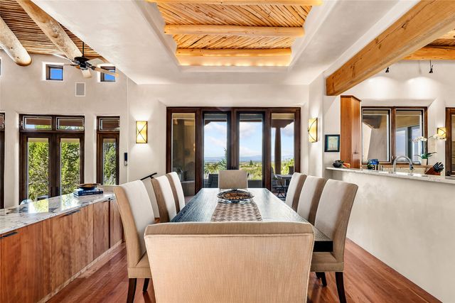 720 Panorama, Santa Fe, NM 87501