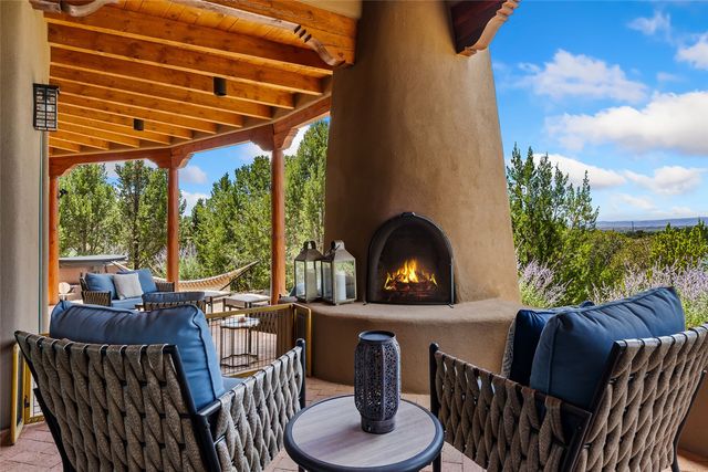 720 Panorama, Santa Fe, NM 87501